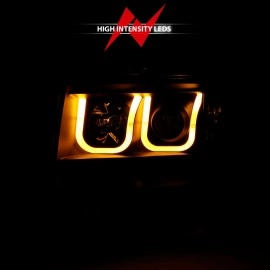 Anzo 111383 - Projector Headlights w/ U-Bar Halo & Switchback Turn Signal (Black Housing, Clear Lens)